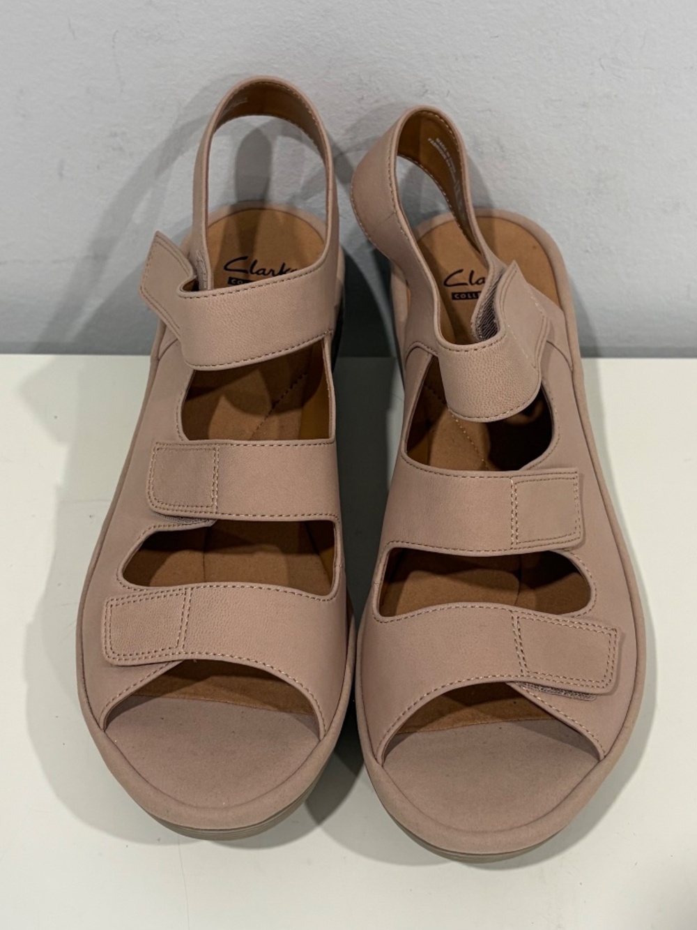 NEW Clarks Reedly Juno Nubuck Triple Strap Comfort Wedge Sandal Beige US 8.5